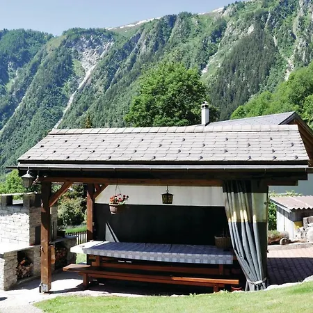 Haus Alpenrose * Blatten bei Naters